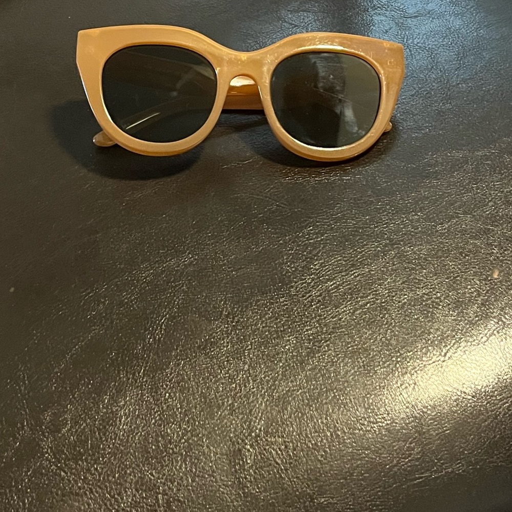 LE SPECS Air Heart Womens Sunglasses